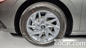 Hyundai Elantra, снимка 5