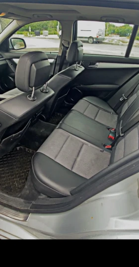 Mercedes-Benz C 320, снимка 6