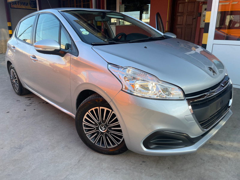 Peugeot 208 Facelift, снимка 6 - Автомобили и джипове - 46983247