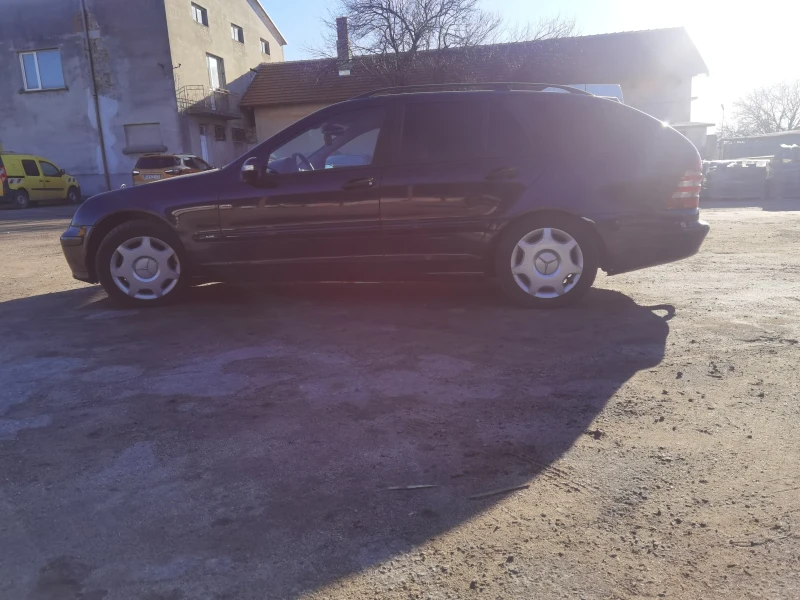 Mercedes-Benz C 200, снимка 6 - Автомобили и джипове - 48375592