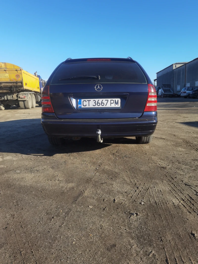 Mercedes-Benz C 200, снимка 5 - Автомобили и джипове - 48375592