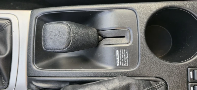 Subaru Impreza 1.5R, снимка 7 - Автомобили и джипове - 53179573