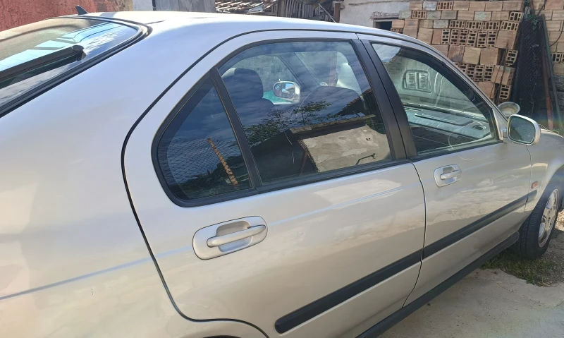 Honda Civic, снимка 2 - Автомобили и джипове - 51876904