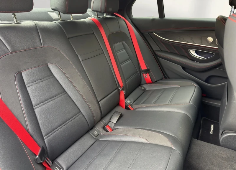 Mercedes-Benz E 53 AMG 4Matic+ , снимка 11 - Автомобили и джипове - 52537166