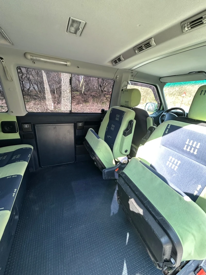 VW Multivan, снимка 15 - Автомобили и джипове - 53404927