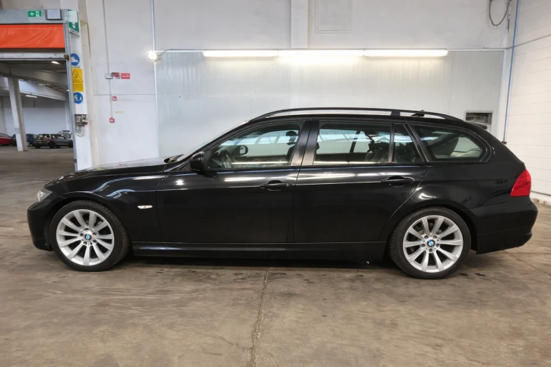 BMW 320 FACE LIFT, снимка 8 - Автомобили и джипове - 53421576