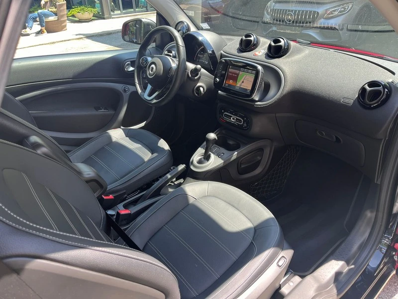 Smart Fortwo Cabrio, снимка 13 - Автомобили и джипове - 47882174