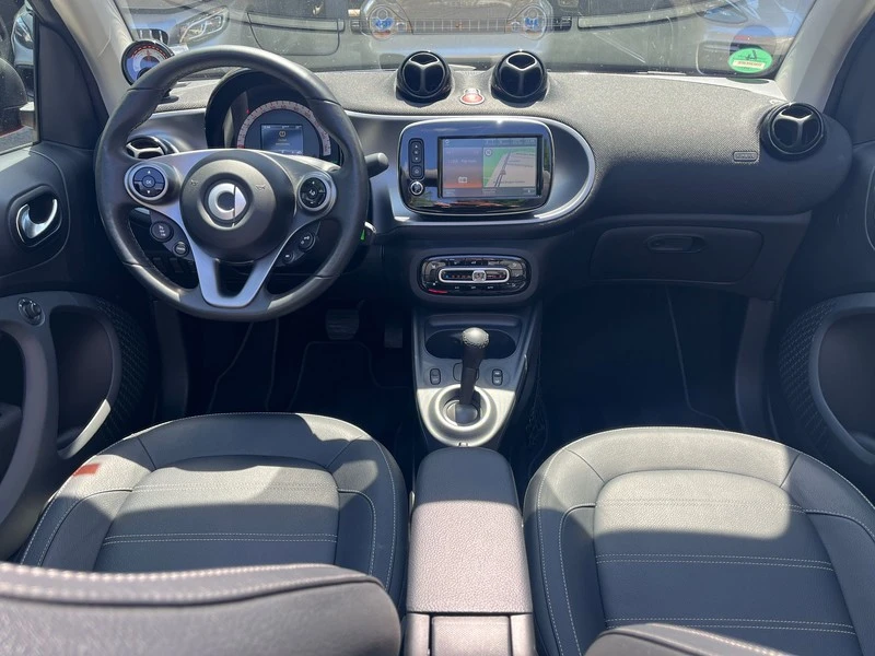 Smart Fortwo Cabrio, снимка 11 - Автомобили и джипове - 47882174