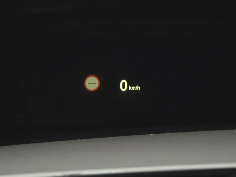 BMW 320 I M Sports, снимка 16 - Автомобили и джипове - 55830730