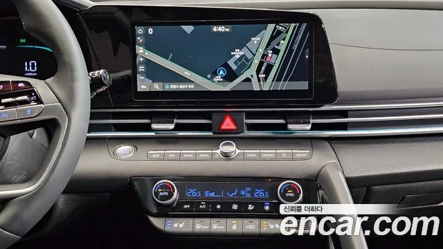 Hyundai Elantra, снимка 14 - Автомобили и джипове - 56082418