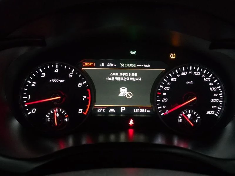 Kia Stinger 3.3 Turbo 2WD| 365к.с., снимка 8 - Автомобили и джипове - 56199616