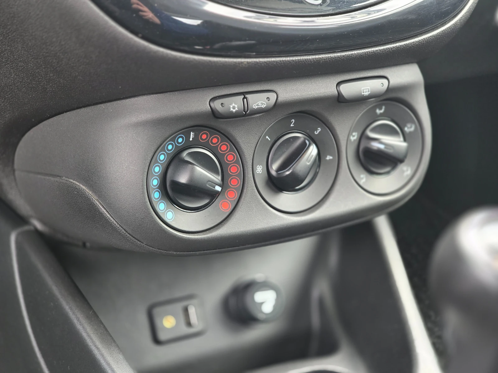 Opel Corsa 1.4i * Edition*  | Mobile.bg   13