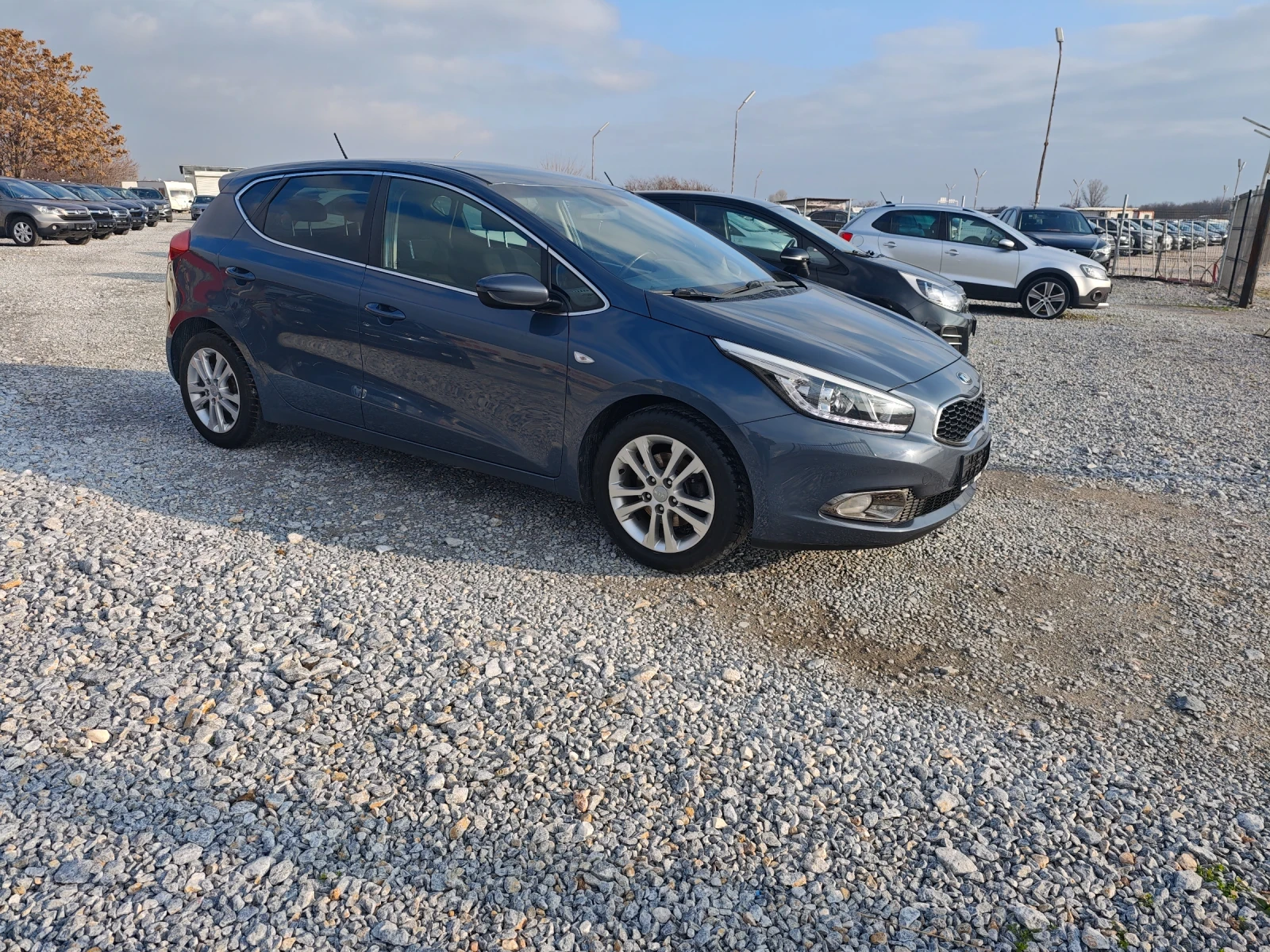 Kia Ceed 1.4i 100к.с - изображение 3