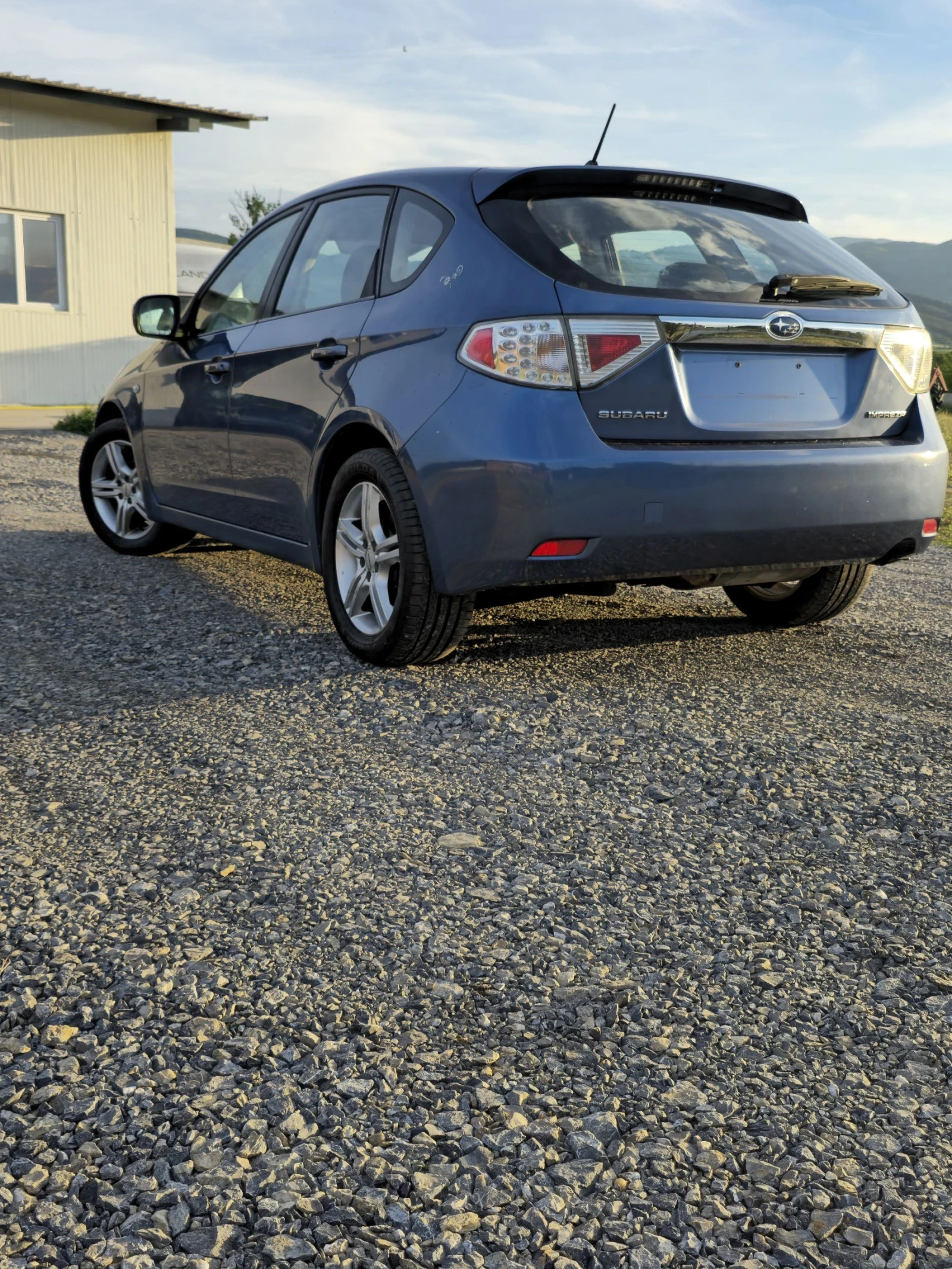 Subaru Impreza 1.5R - изображение 4