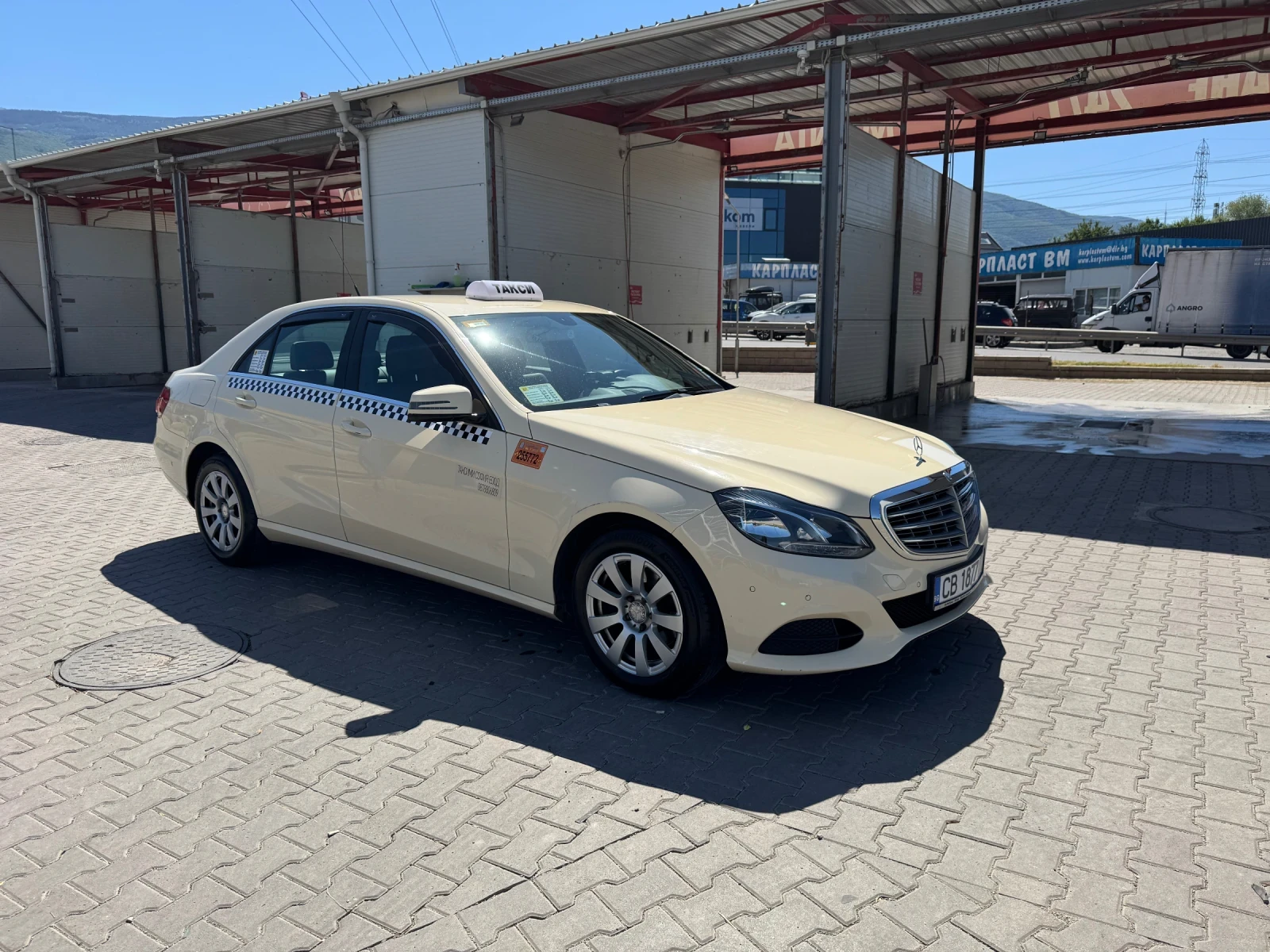 Mercedes-Benz E 200 CDI - изображение 5