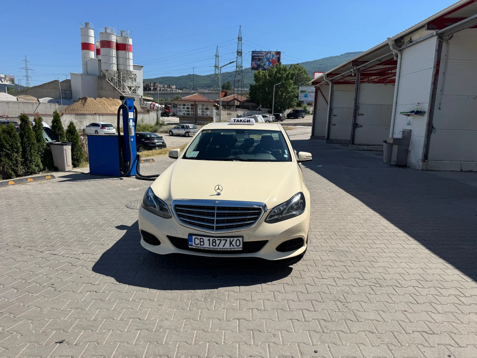 Mercedes-Benz E 200 CDI - изображение 3