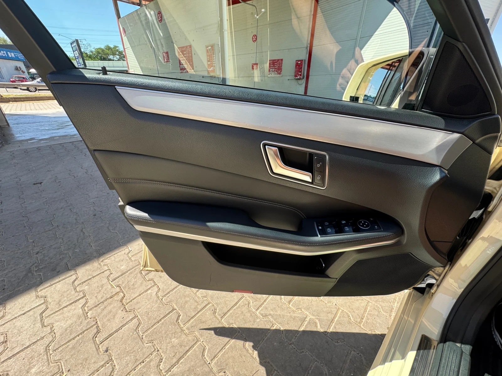 Mercedes-Benz E 200 CDI | Mobile.bg   12