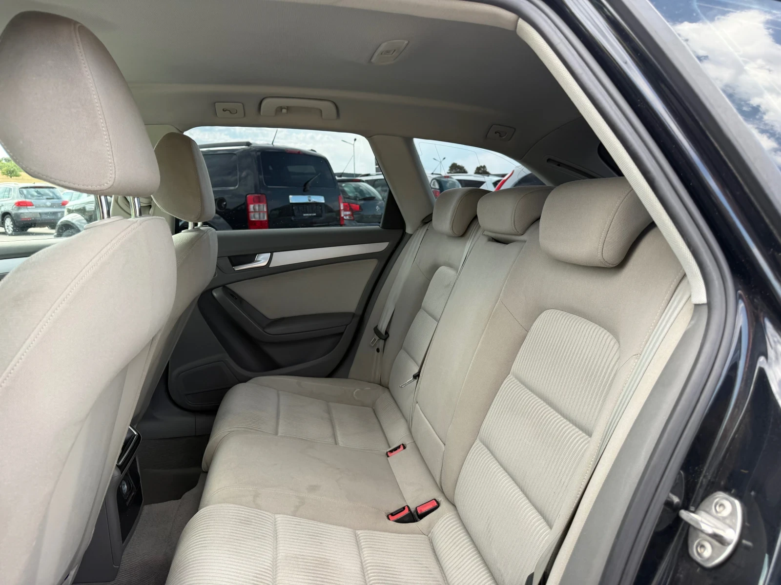 Audi A4 2.0TDI * АВТОМАТИК* ОБСЛУЖЕНА*  - изображение 7
