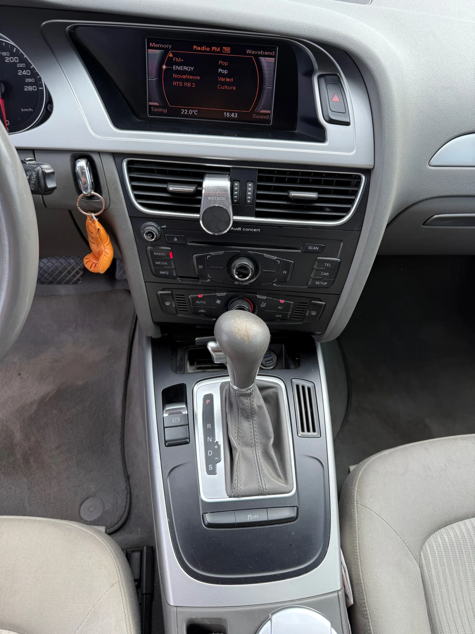 Audi A4 2.0TDI * АВТОМАТИК* ОБСЛУЖЕНА*  - изображение 10