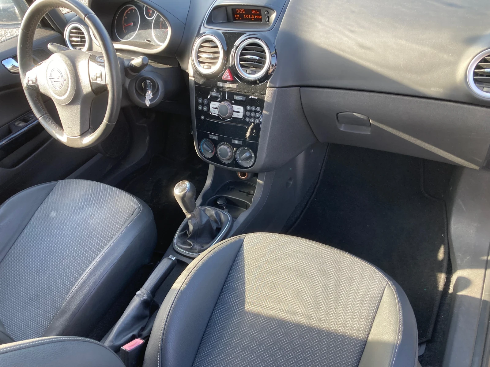 Opel Corsa 1.2 KLIMA - изображение 7