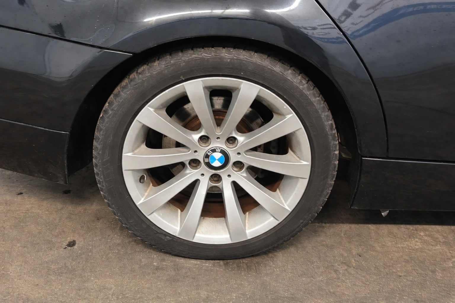 BMW 320 FACE LIFT - изображение 10