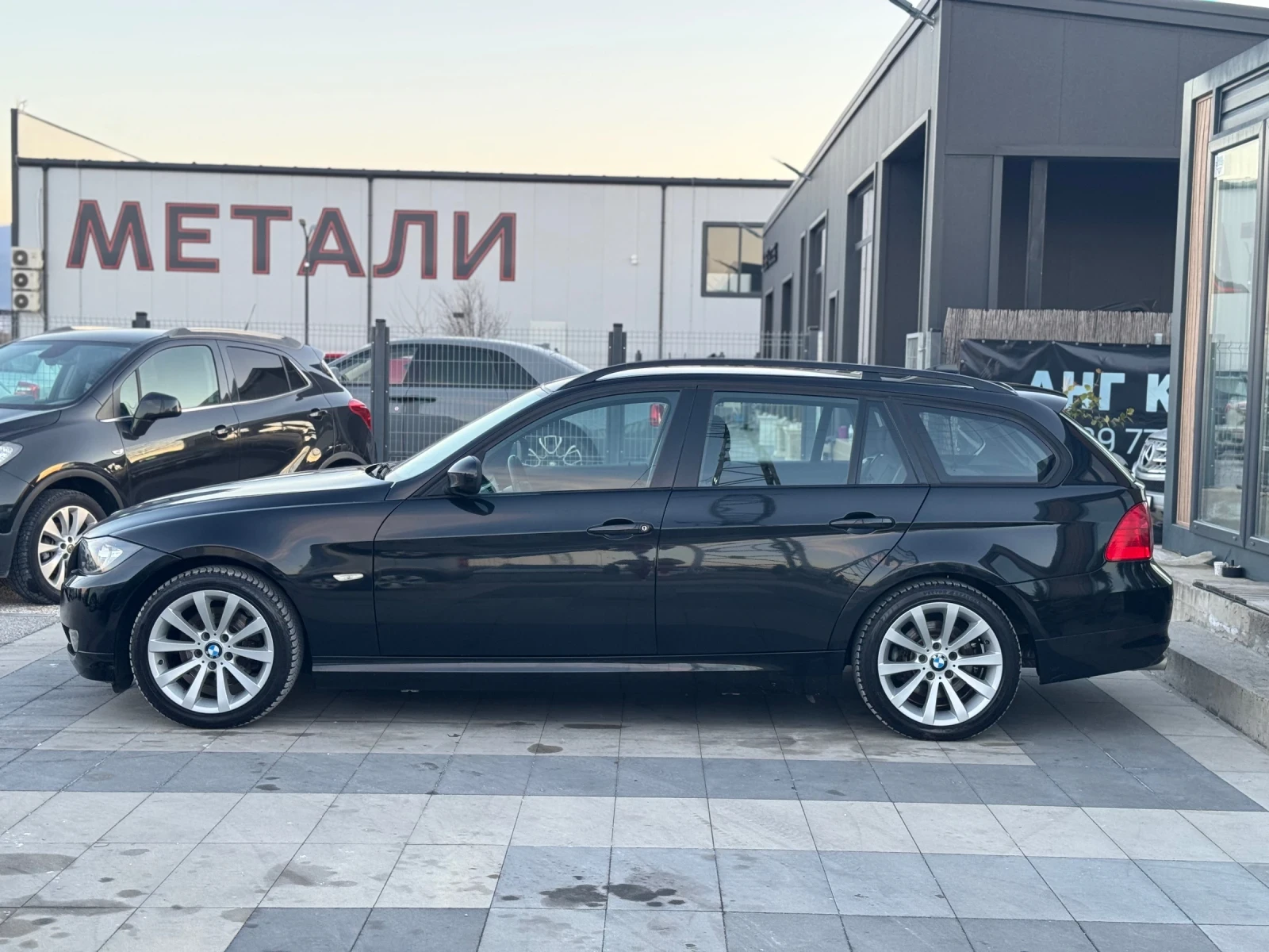 BMW 320 FACE LIFT, снимка 5 - Автомобили и джипове - 53421576