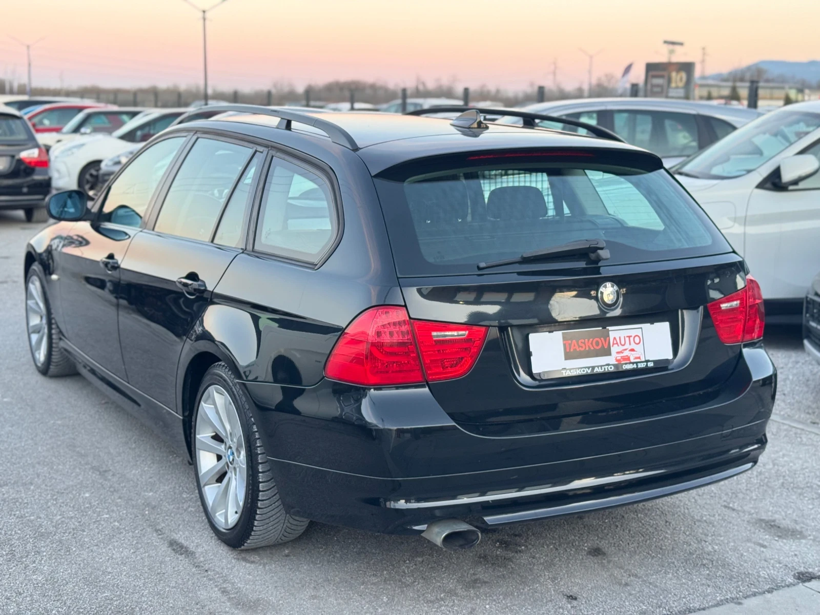 BMW 320 FACE LIFT, снимка 6 - Автомобили и джипове - 53421576