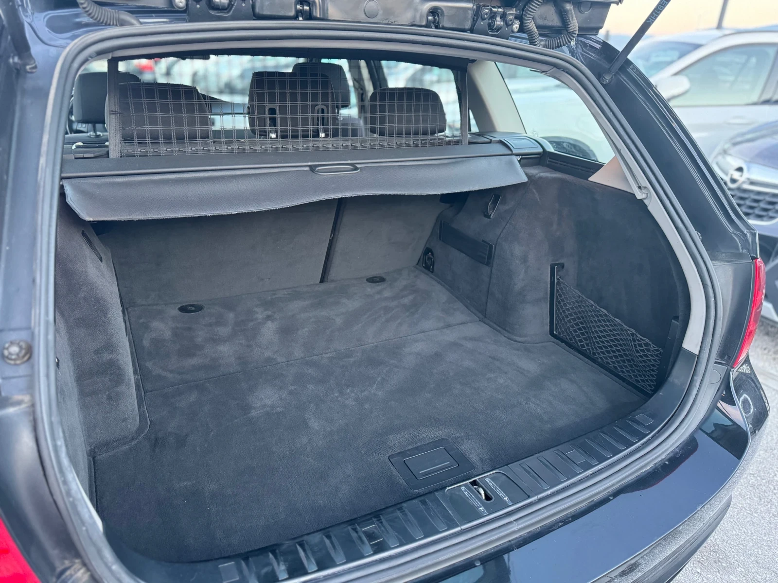 BMW 320 FACE LIFT, снимка 8 - Автомобили и джипове - 53421576