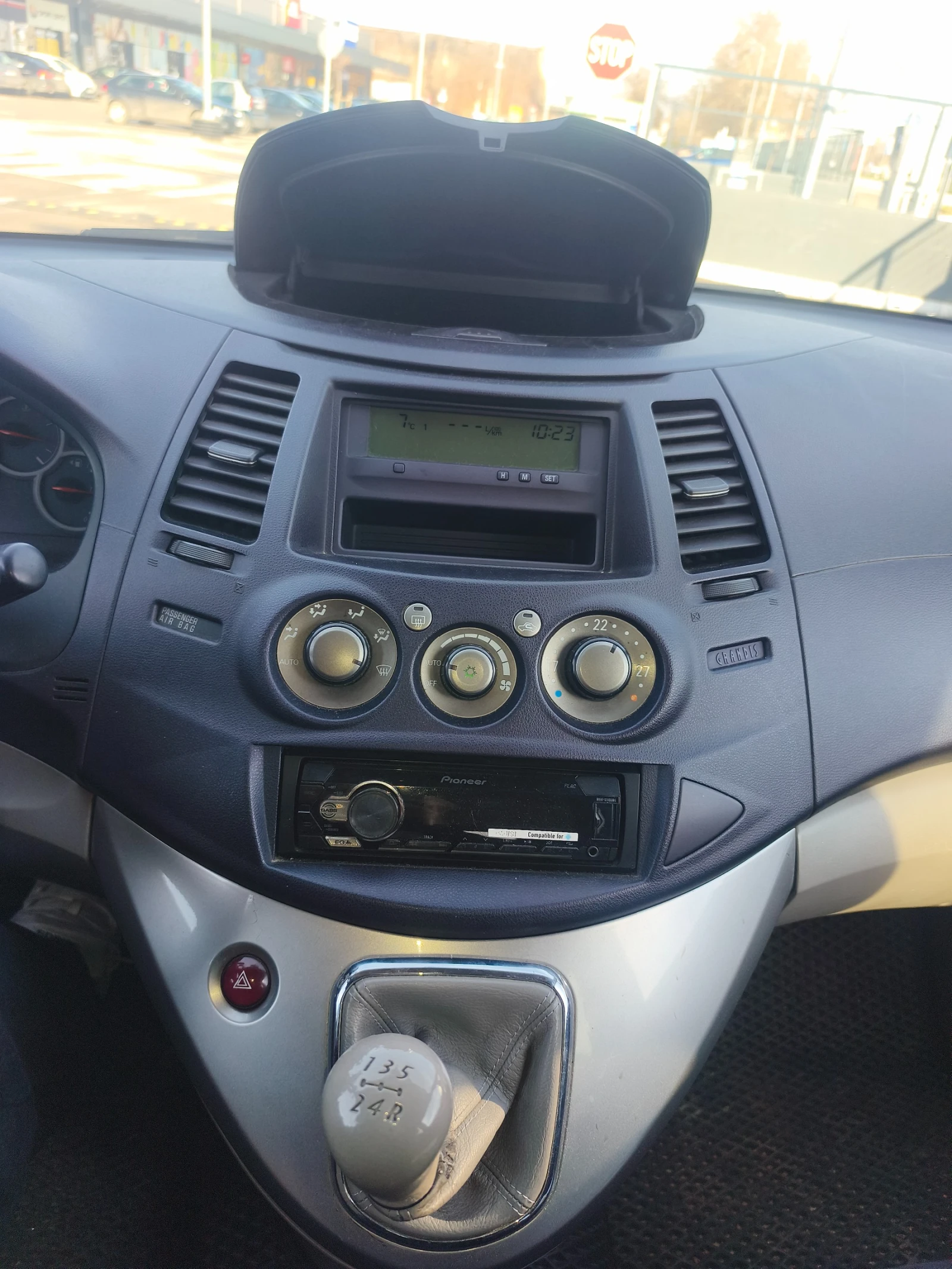 Mitsubishi Grandis 2.4i | Mobile.bg � ����������� 14