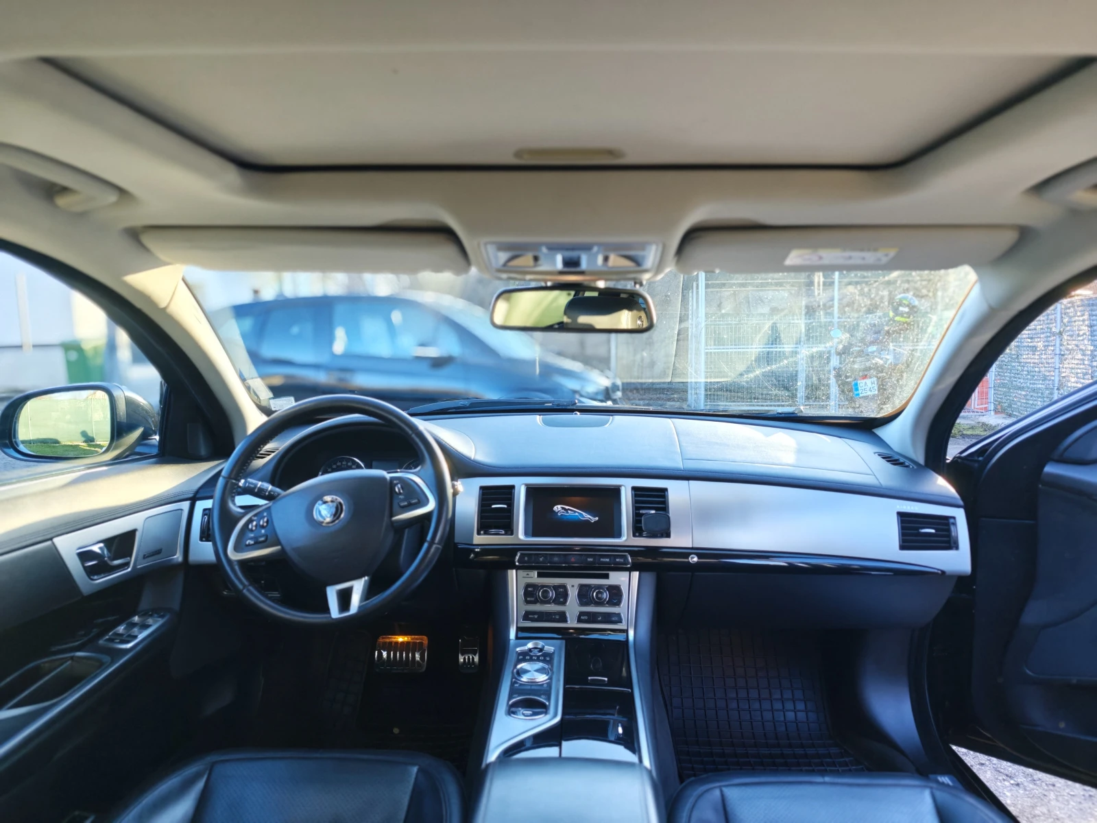 Jaguar Xf | Mobile.bg � ����������� 12