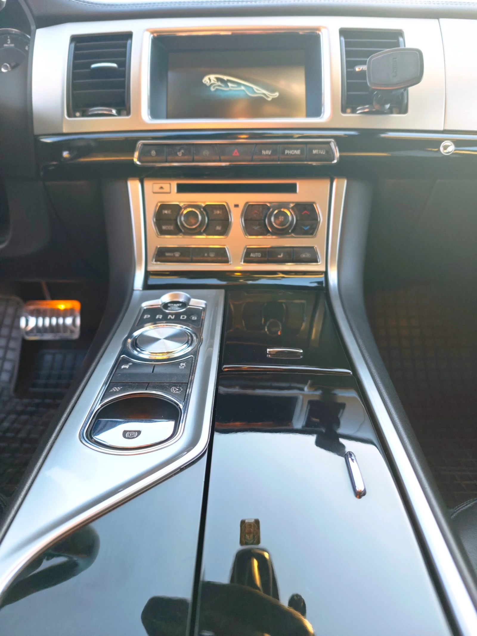 Jaguar Xf | Mobile.bg � ����������� 14