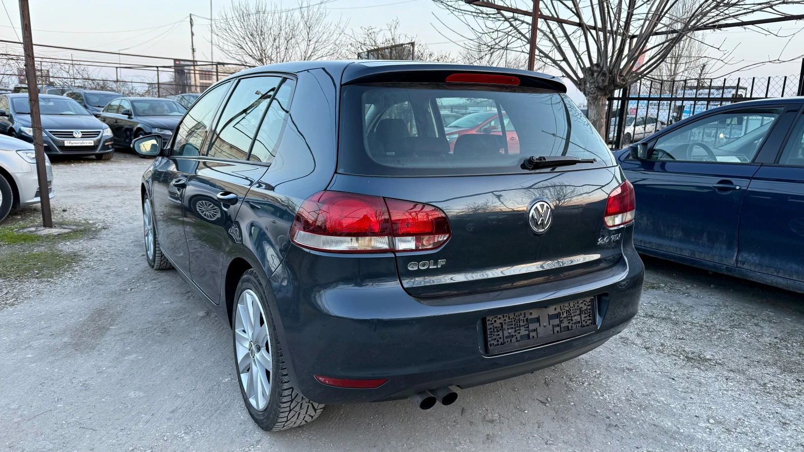 VW Golf 2.0TDI НАВИ КАМЕРА ЕВРО-5А, снимка 3 - Автомобили и джипове - 53713695