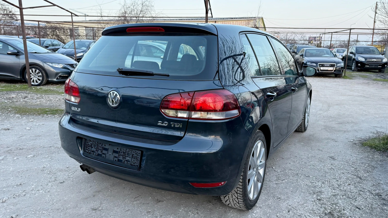 VW Golf 2.0TDI НАВИ КАМЕРА ЕВРО-5А, снимка 4 - Автомобили и джипове - 53713695