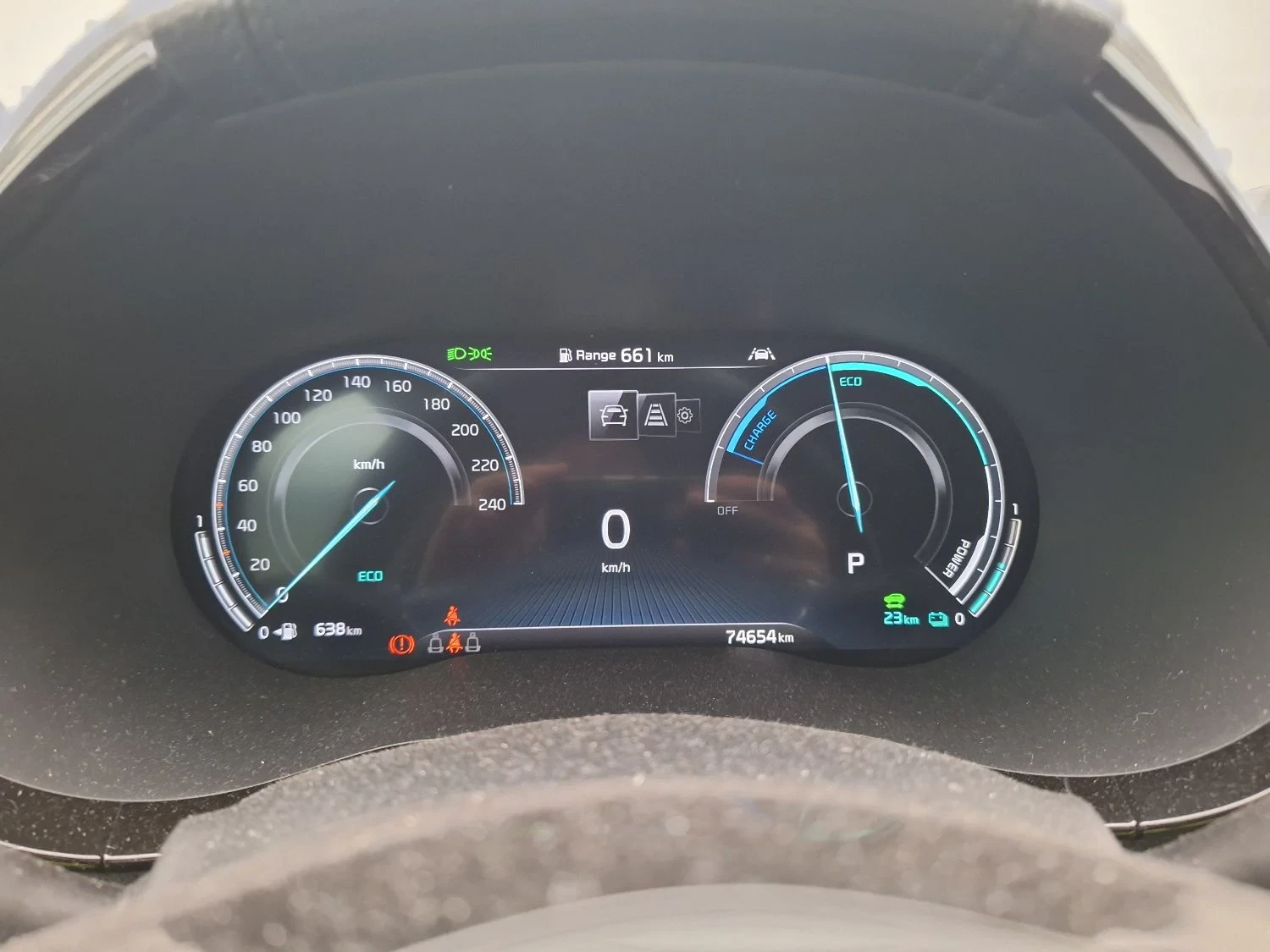 Kia XCeed 1.6 GDi PHEV DCT Sense , снимка 9 - Автомобили и джипове - 53814578