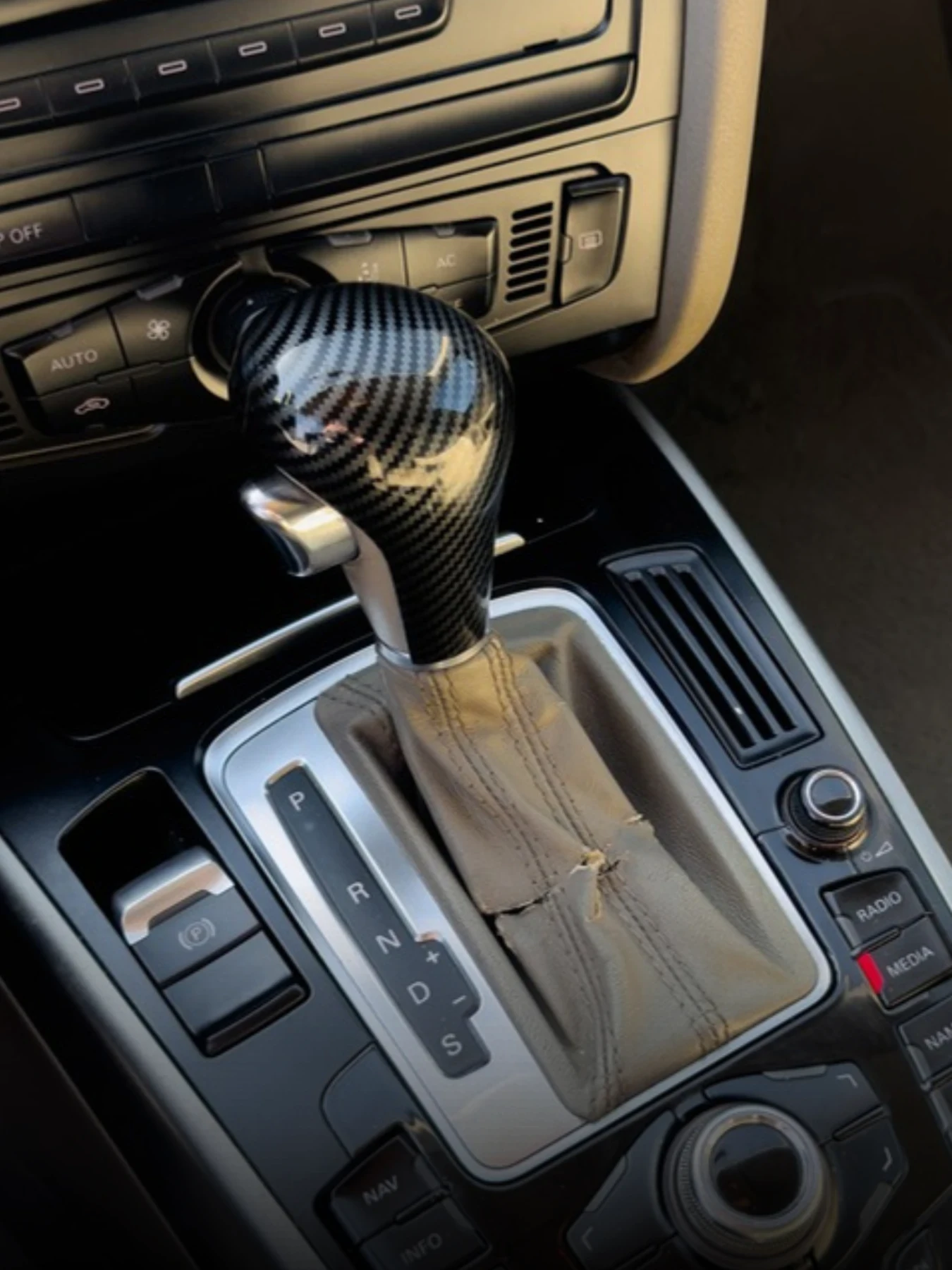 Audi A4, снимка 15 - Автомобили и джипове - 53838277