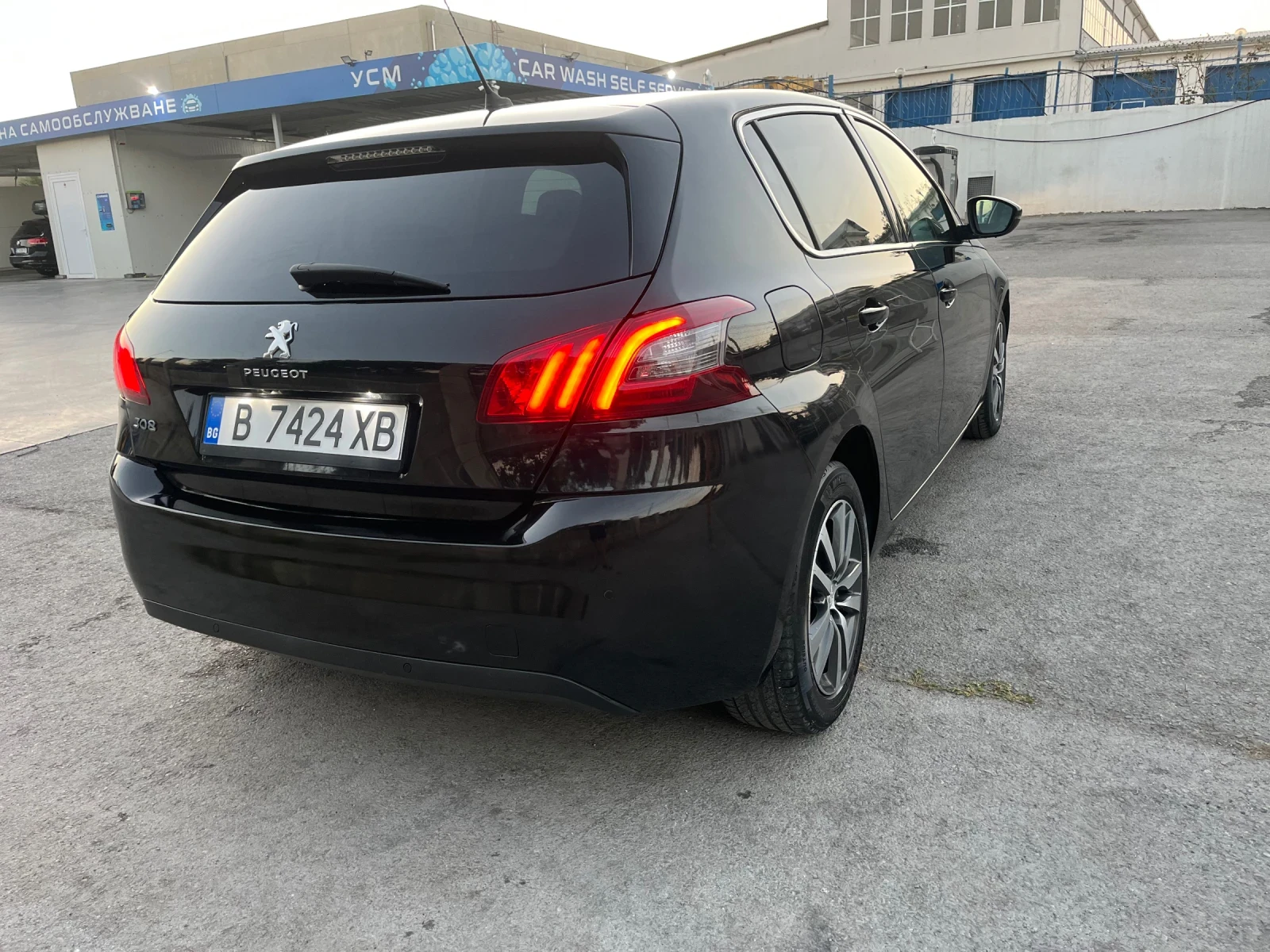 Peugeot 308 1.5D, снимка 4 - Автомобили и джипове - 53938067