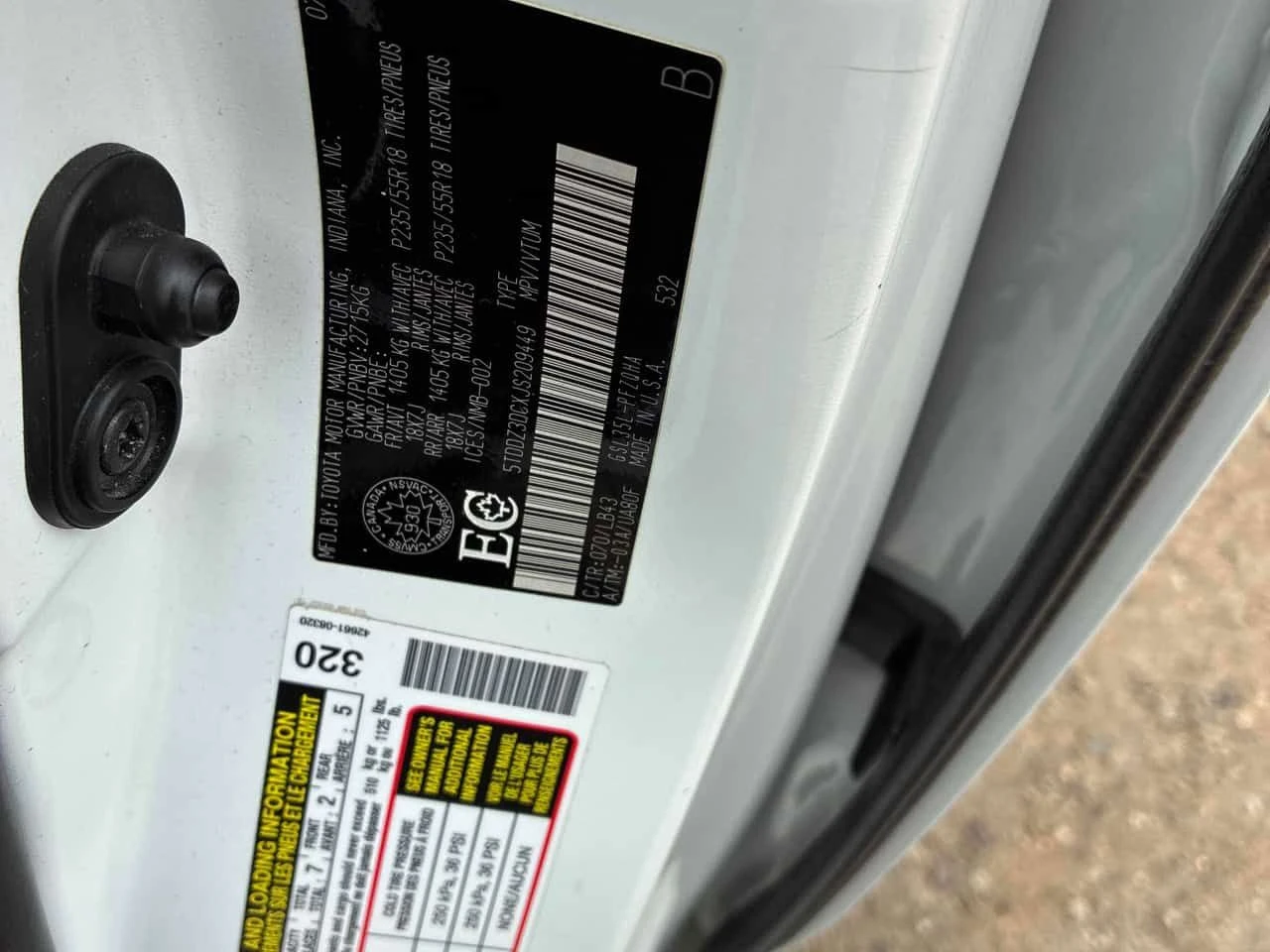 Toyota Sienna * XLE * BROWN LEATHER* PANO* KEYLESS* ПОДГРЕВ* , снимка 10 - Автомобили и джипове - 53992512