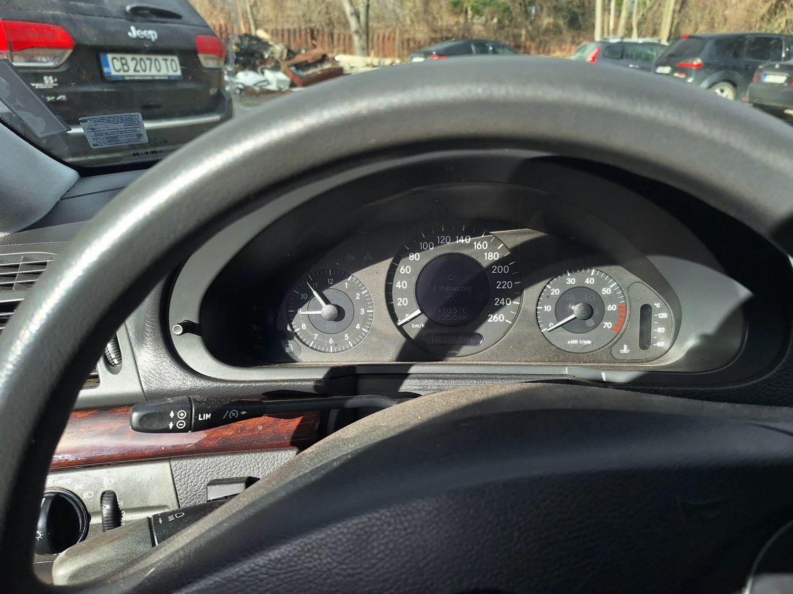 Mercedes-Benz E 240, снимка 2 - Автомобили и джипове - 54048271