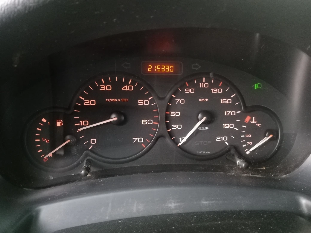 Citroen Berlingo 1.6HDI MULTI, снимка 16 - Автомобили и джипове - 54460968