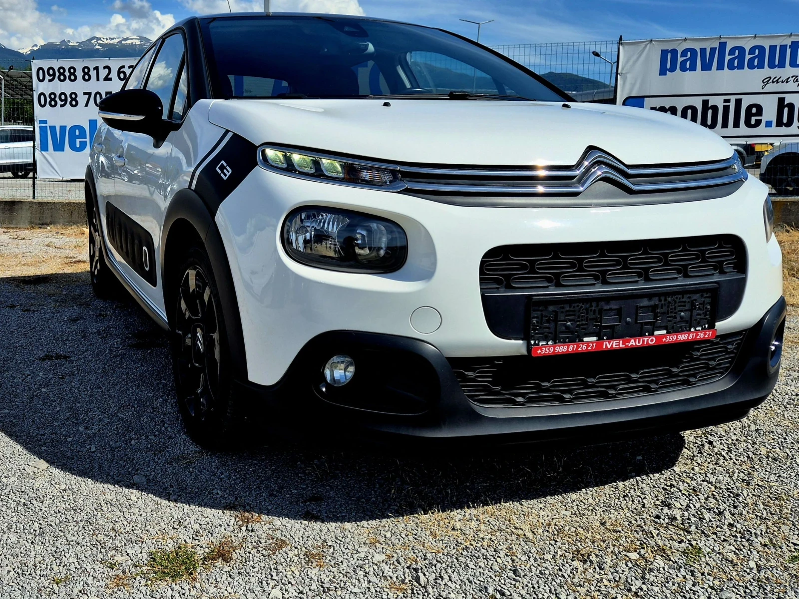 Citroen C3 1.6 Blue-hdi * graphic shine, снимка 2 - Автомобили и джипове - 54869283