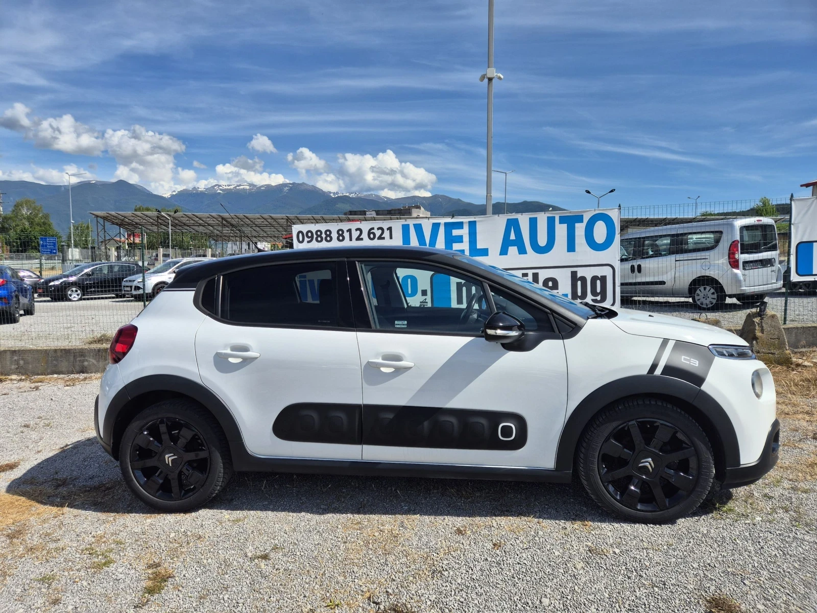 Citroen C3 1.6 Blue-hdi * graphic shine, снимка 3 - Автомобили и джипове - 54869283
