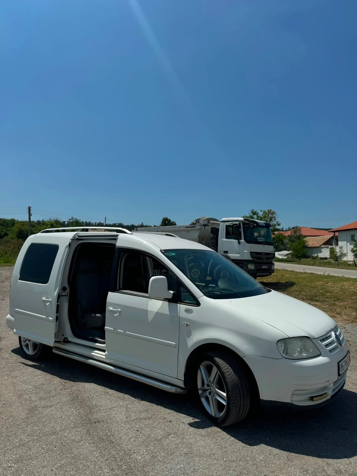 VW Caddy, снимка 2 - Автомобили и джипове - 55359584