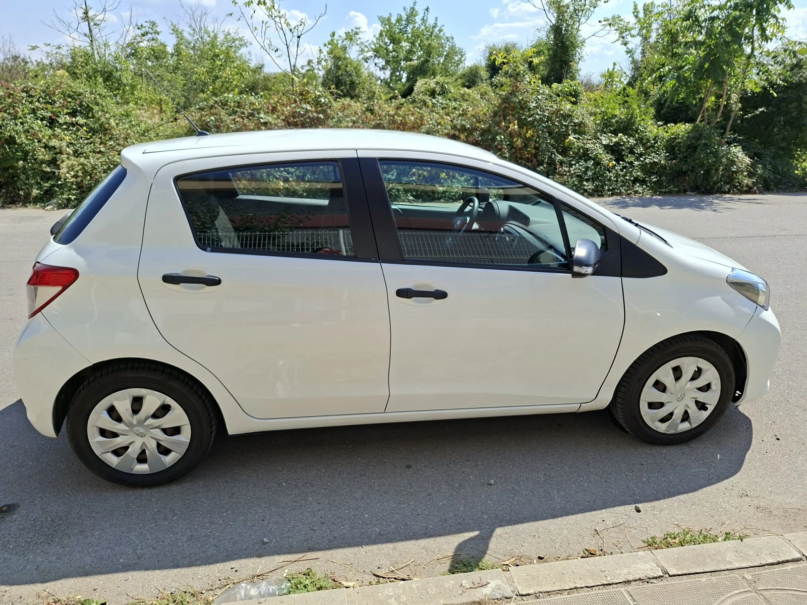 Toyota Yaris, снимка 2 - Автомобили и джипове - 55609645