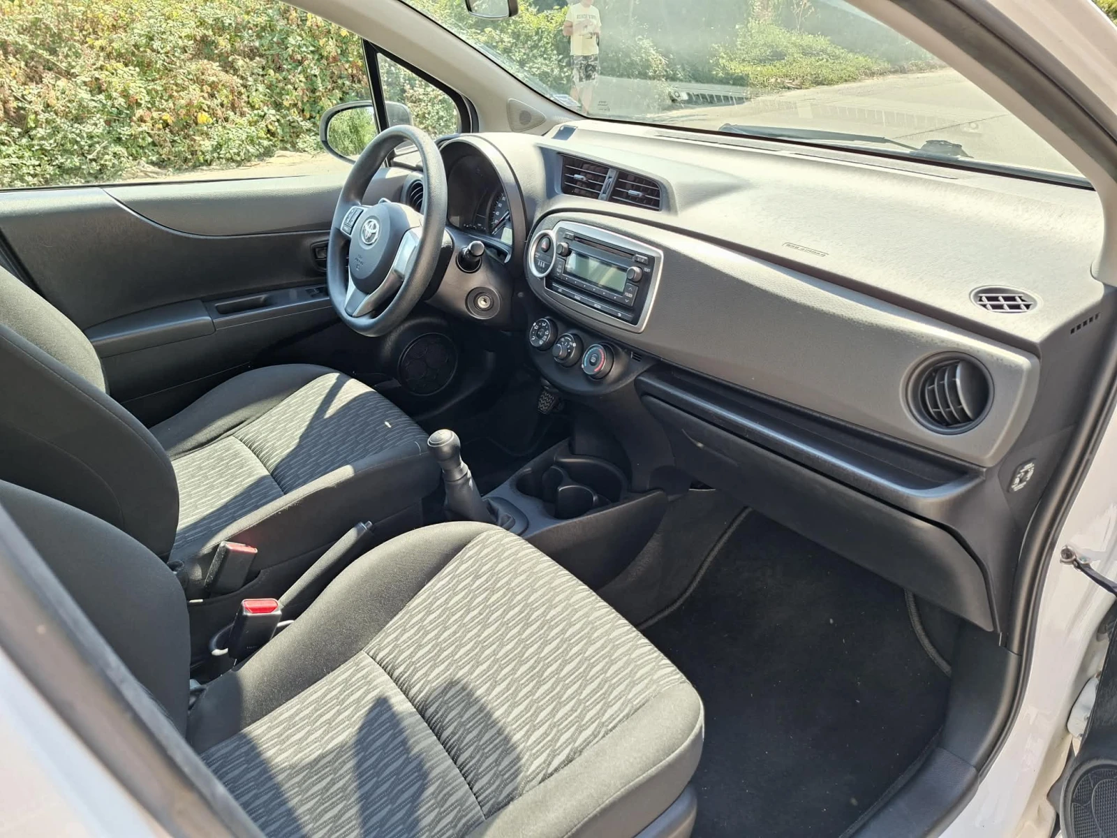 Toyota Yaris, снимка 7 - Автомобили и джипове - 55609645