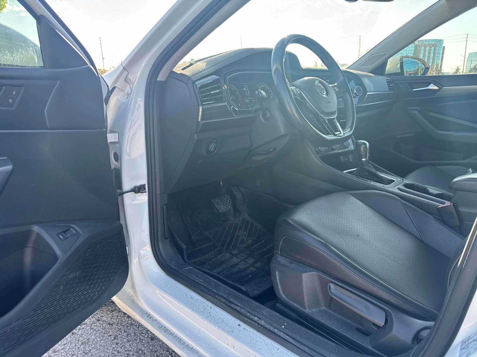 VW Jetta * Highline * CARFAX * ОПЦИЯ ЗА ФИНАНСИРАНЕ * , снимка 5 - Автомобили и джипове - 56112512