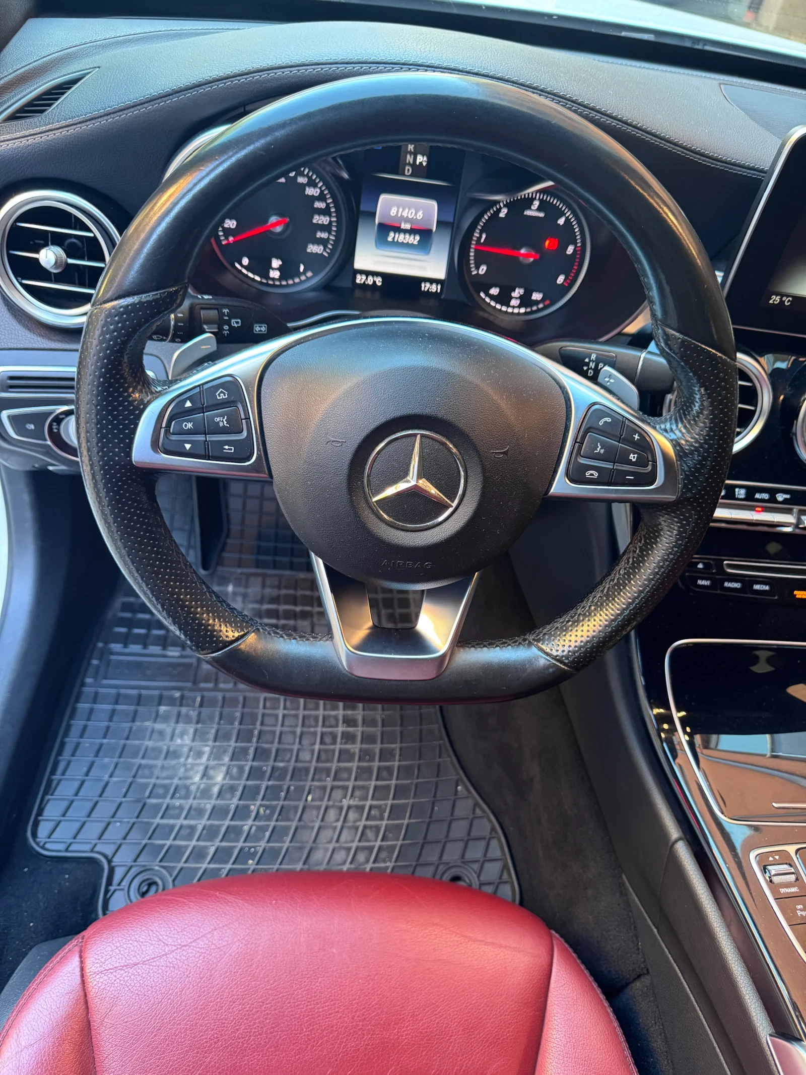 Mercedes-Benz C 250 4-MATIC, AMG LINE, снимка 6 - Автомобили и джипове - 56120706