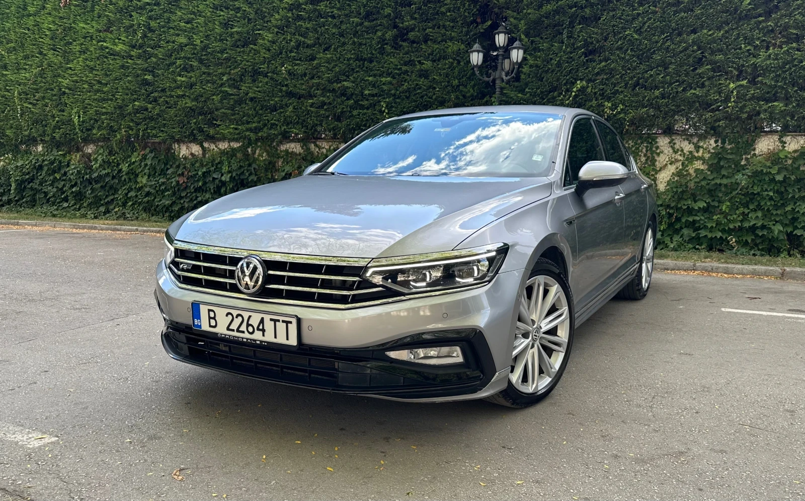 VW Passat R-Line 2.0 TSI 190 , снимка 2 - Автомобили и джипове - 56224368
