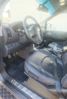 Nissan Pathfinder 2.5 - 4x4 - 190 к. с. , снимка 6