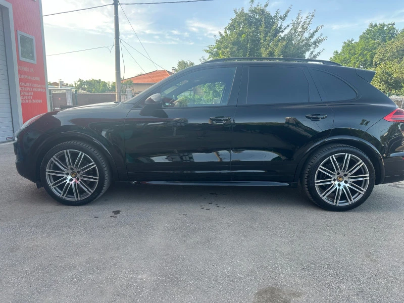 Porsche Cayenne 3.0 Diesel, снимка 4 - Автомобили и джипове - 47538541