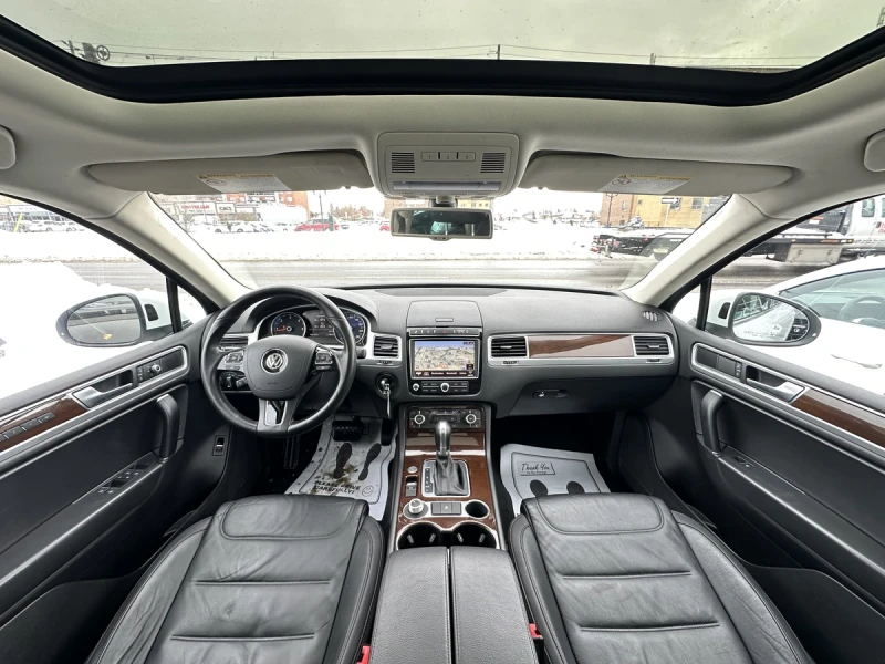 VW Touareg 3.0 TDI HIGHLINE, снимка 8 - Автомобили и джипове - 49389195